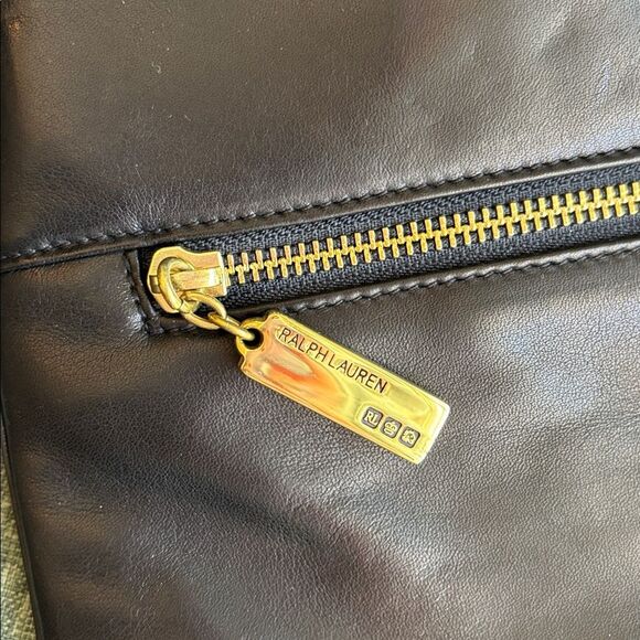 RALPH LAUREN Vintage Leather Black Bucket Shoulder Bag Black w/ Gold Accents NWT - Picture 4 of 12